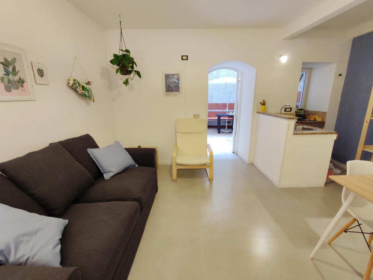 Loft Con Cortiletto - 100 Meters From The Beach Daire Cefalù Dış mekan fotoğraf